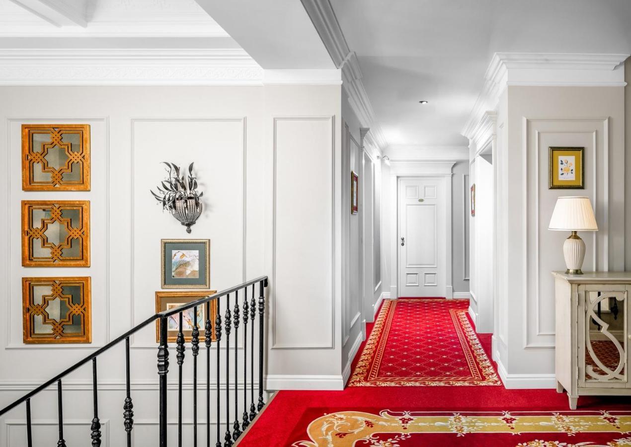 Hotel Versay Бэиле-Еркулане Экстерьер фото