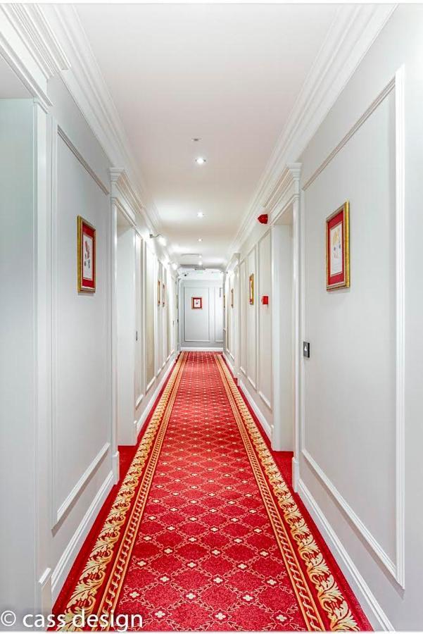 Hotel Versay Бэиле-Еркулане Экстерьер фото