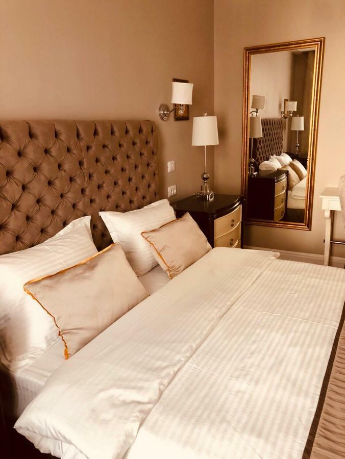 Hotel Versay Бэиле-Еркулане Экстерьер фото