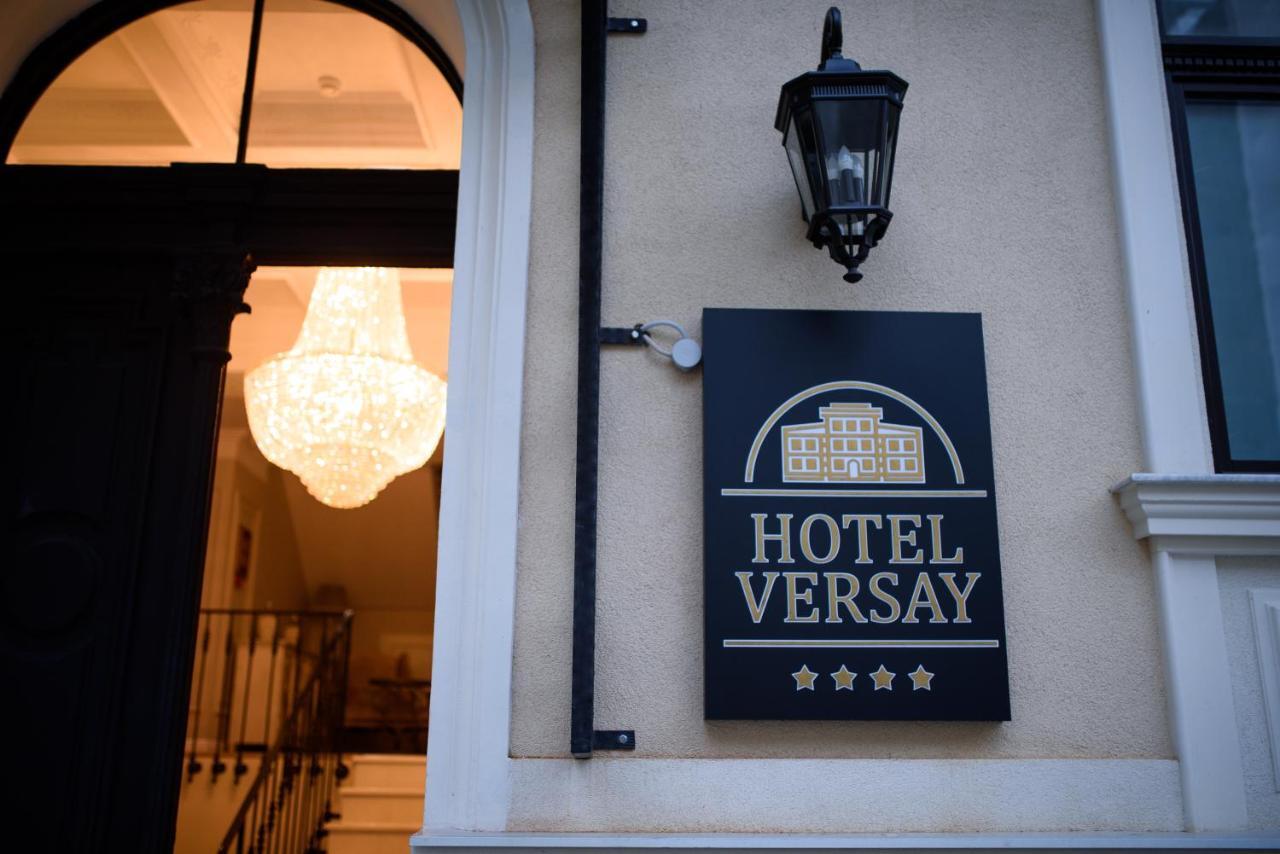 Hotel Versay Бэиле-Еркулане Экстерьер фото